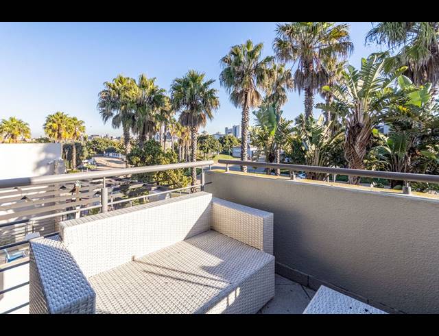 2 BEDROOM APARTMENT RENTED IN CENTURY CITY